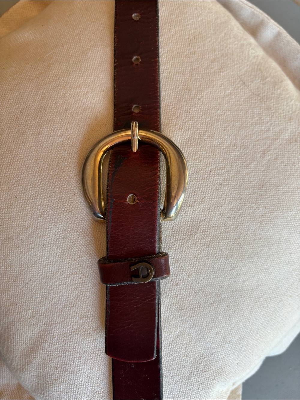 Etienne Aigner vintage leather Belt